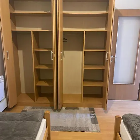 Zalik Apartment *